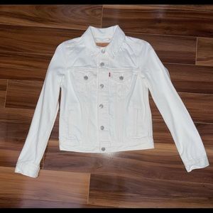 LEVI’S White Trucker Denim Jacket